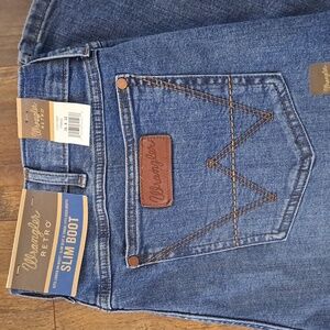 New! WRANGLER Retro Slim Boot Jeans with tags! 38 x 32 stretch bootcut
